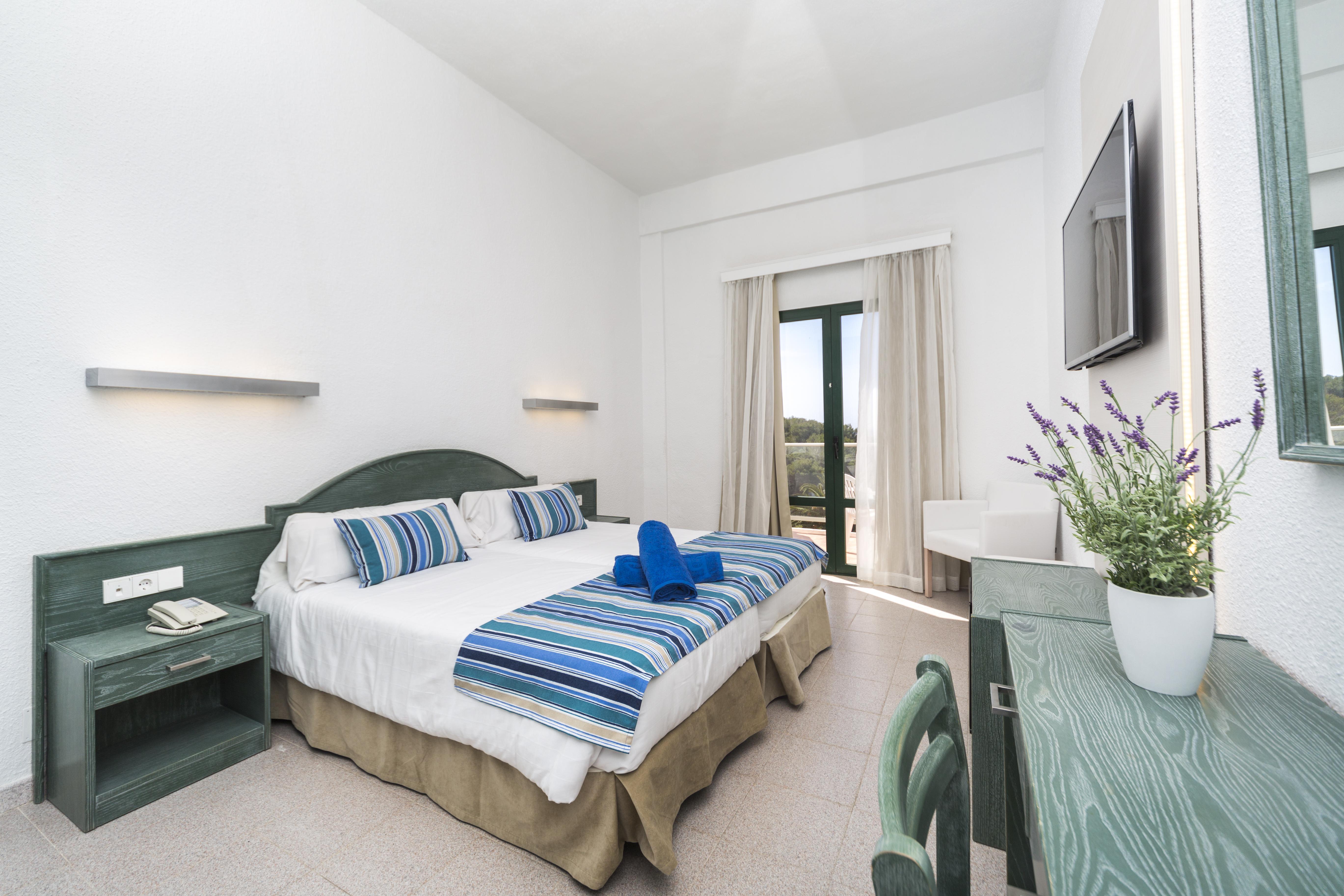 Globales Cala'N Blanes Hotel Cala'N Blanes  Ngoại thất bức ảnh