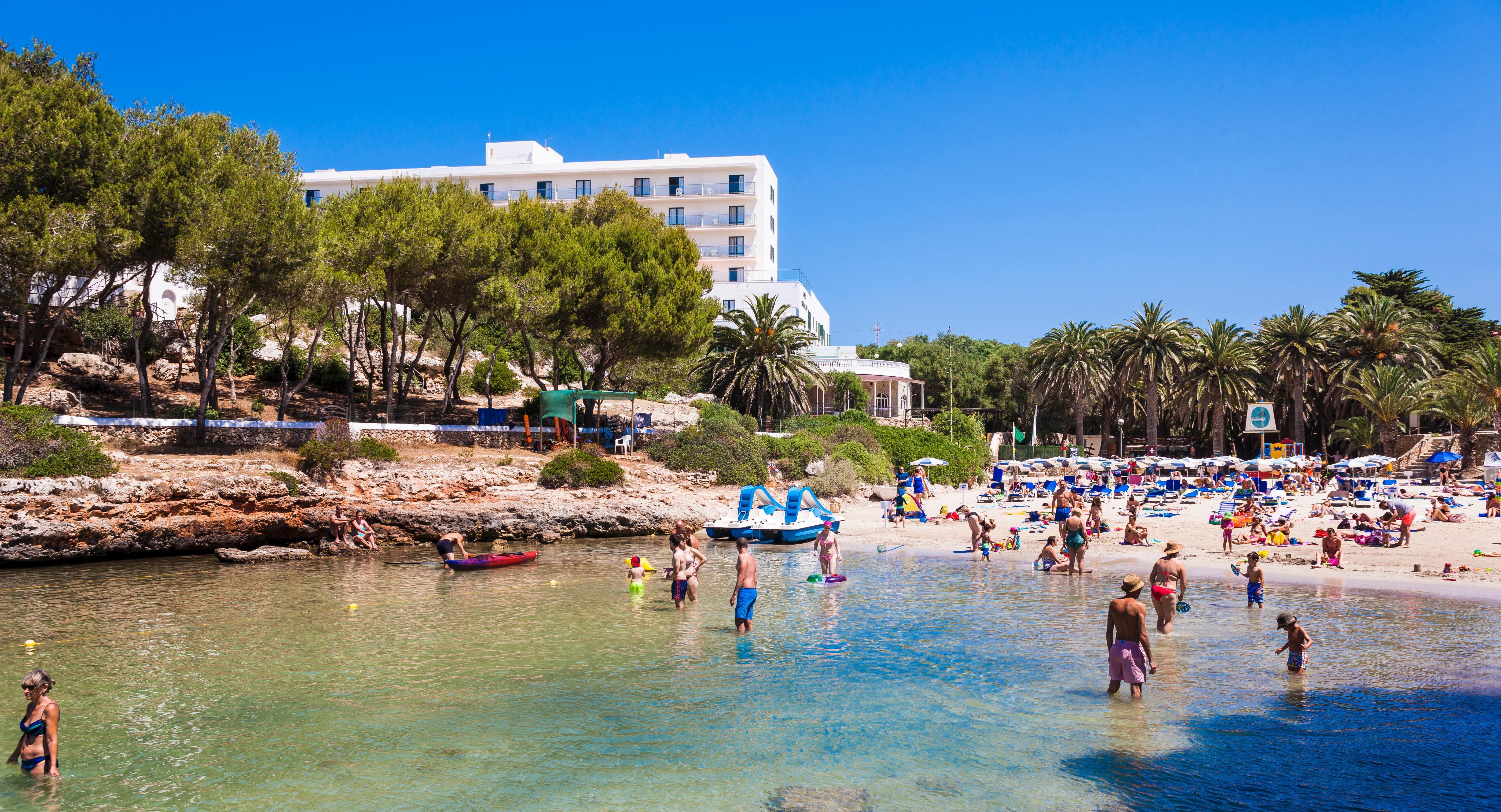 Globales Cala'N Blanes Hotel Cala'N Blanes  Ngoại thất bức ảnh