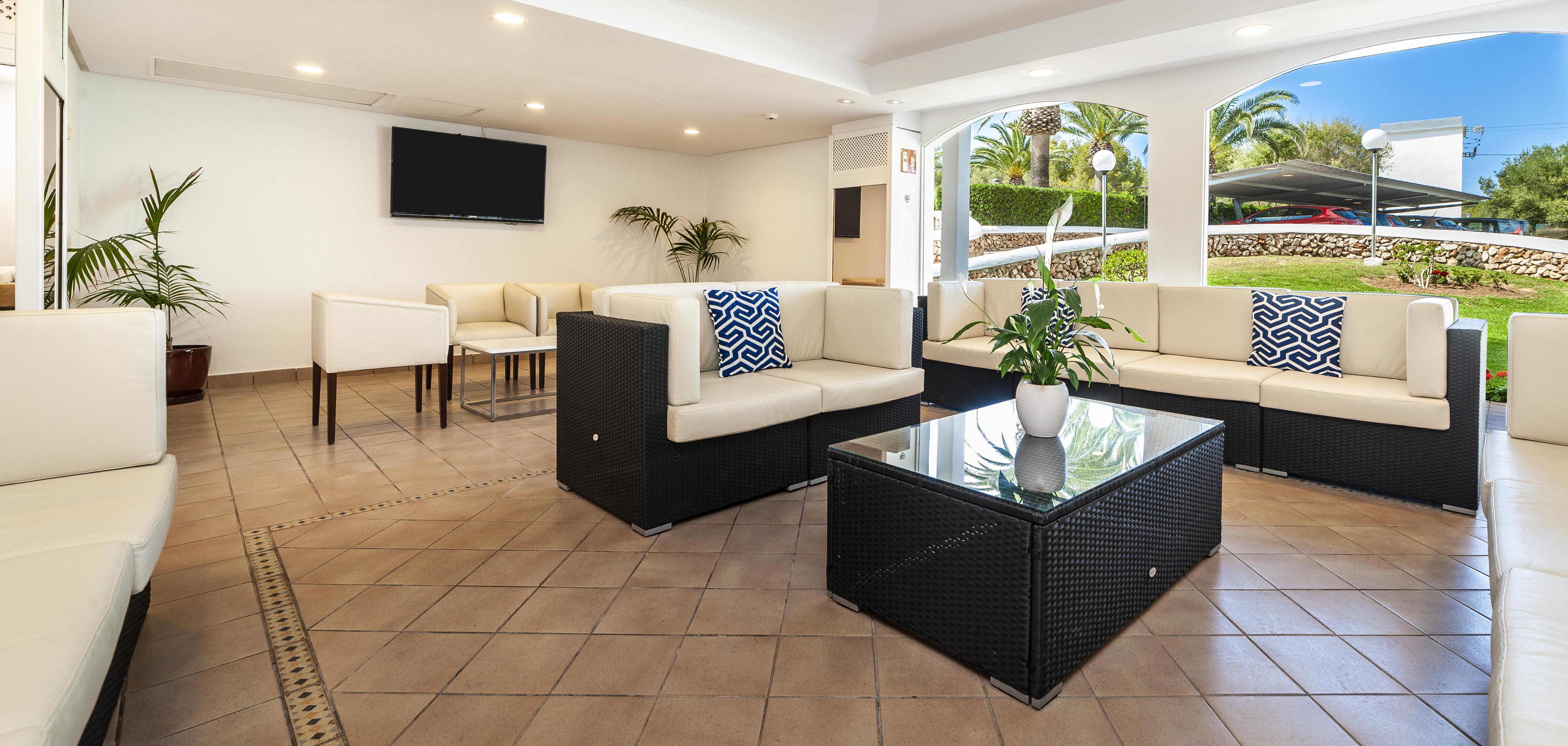 Globales Cala'N Blanes Hotel Cala'N Blanes  Ngoại thất bức ảnh