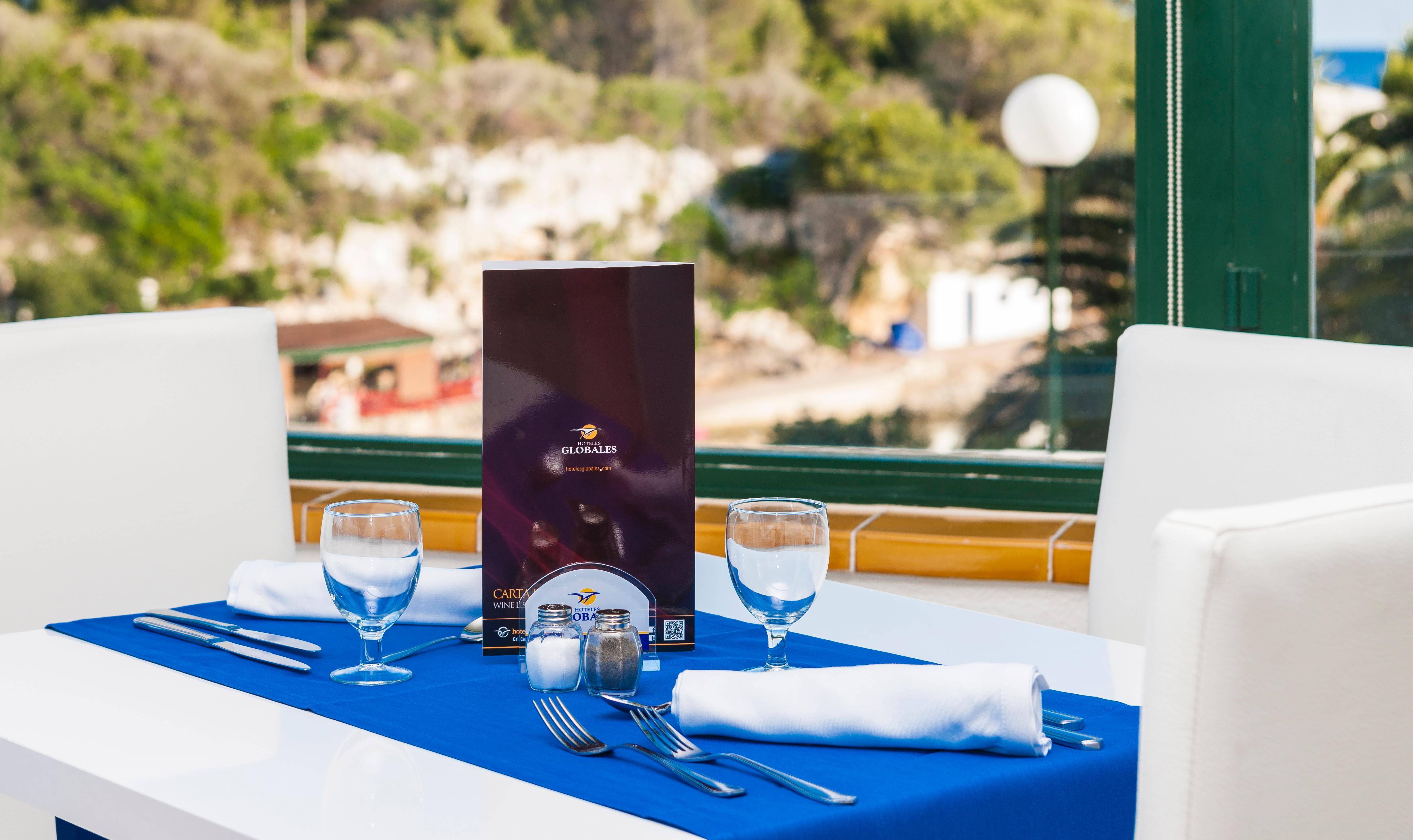 Globales Cala'N Blanes Hotel Cala'N Blanes  Ngoại thất bức ảnh