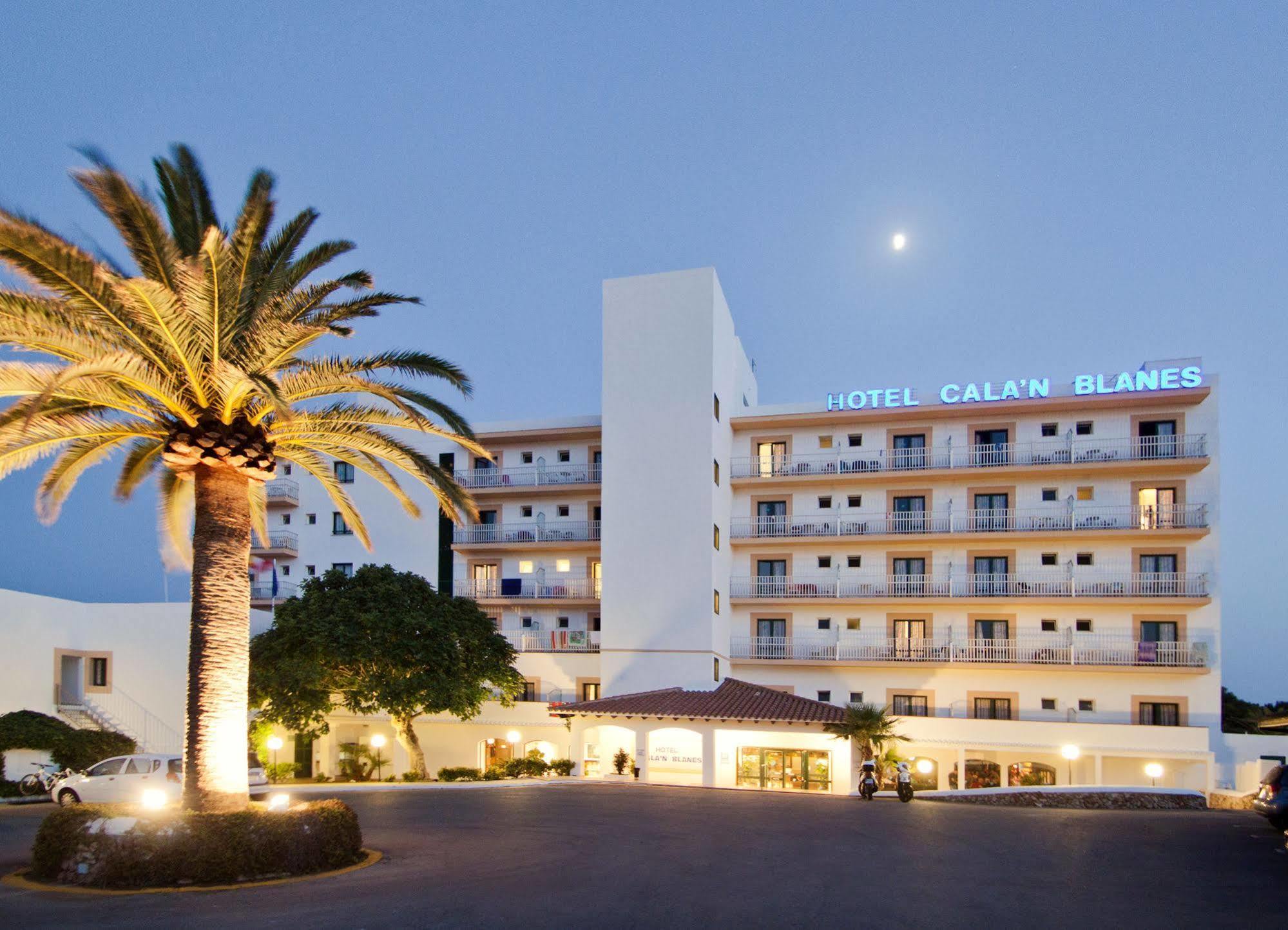 Globales Cala'N Blanes Hotel Cala'N Blanes  Ngoại thất bức ảnh